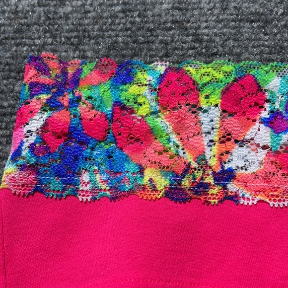 VS Pink Panties w Colorful Lace Waist NWT Size M Extra Low Rise Hipster - Picture 2 of 7
